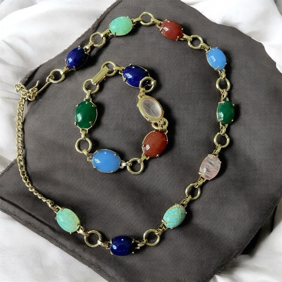 Jewelry - Vintage gold tone scarab bracelet and necklace - 12 “ and 7” pristine